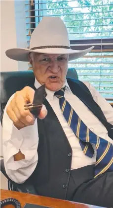  ?? ?? Bob Katter isn’t backing away from his plan to have each student allocated a semi-automatic rifle.