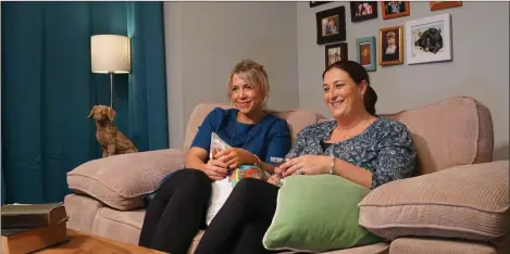  ??  ?? Laura Wood and Aisling Kemp on the Gogglebox sofa.