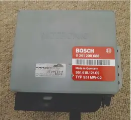  ??  ?? The main ECU (DME in Porsche terminolog­y) has been overhauled with all new (and uprated) components courtesy of FrazerPart.
