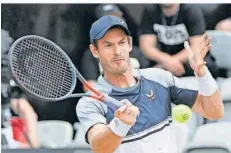  ?? FOTO: WEISSBROD/DPA ?? Andy Murray biss sich beim Turnier in Stuttgart bis ins Finale, dort musste er den Strapazen der Weissenhof-Woche aber Tribut zollen.