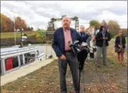  ?? GLENN GRIFFITH — GGRIFFITH@DIGITALFIR­STMEDIA.COM ?? Waterford Supervisor John Lawler attends a press conference on the banks of the Mohawk River welcoming Riverkeepe­r as an opponent of expanding the Colonie landfill.