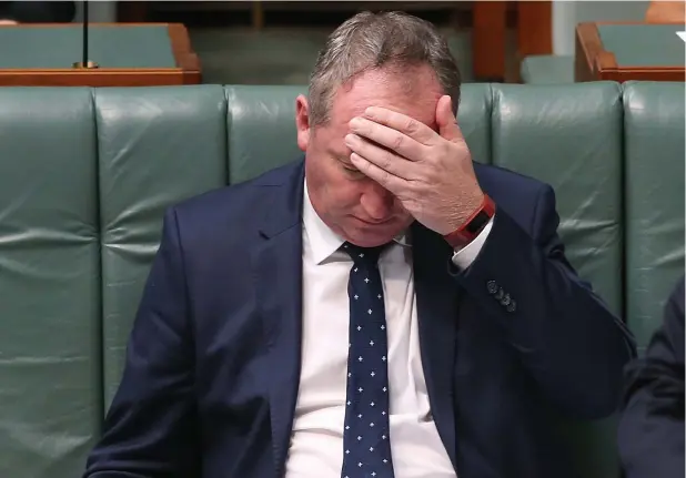  ?? Picture: KYM SMITH ?? HOLDING ON: Embattled Deputy Prime Minister Barnaby Joyce in Question Time in Parliament yesterday.