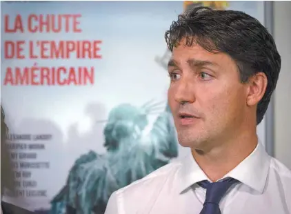  ?? JACQUES NADEAU LE DEVOIR ?? Le premier ministre Justin Trudeau s’est adressé aux médias au cours d’une viste des bureaux de Films Séville, à Montréal.