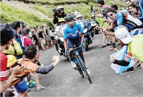  ?? Foto: AFP/Jeff Pachod ?? Nairo Quintana gewann die Etappe hinauf zum Col du Portet, dem höchsten Anstieg dieser Tour mit 2215 Metern, und ist jetzt Gesamtfünf­ter.