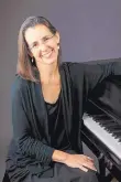  ??  ?? Pianist Judith Gordon