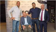  ?? Fotos: PR ?? Bei der Jubiläumsf­eier: Frank und sein Sohn Jannis Lorenz, vereint im Sinne tadelloser Sanierung. Rechts im Bild Christian Schwarzer, Joachim Deckarm, Jürgen Doberstein und Frank Lorenz (von links).