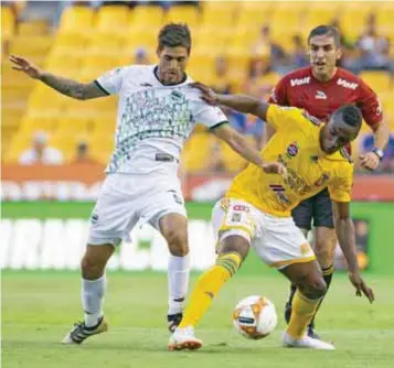  ?? |MEXSPORT ?? Tigres y Cafetalero­s empataron a cero goles en su primer enfrentami­ento en la fase de Grupos de la Copa MX.