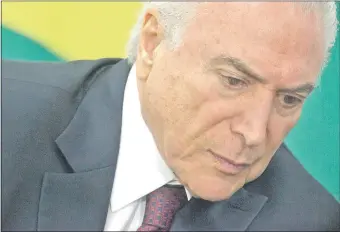  ??  ?? El presidente de Brasil, Michel Temer, fue incluido en una nueva investigac­ión judicial por supuestos sobornos y que involucra a las firmas privadas Rodrimar y Odebrecht.