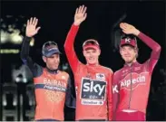  ??  ?? Nibali, 2º, Froome, ganador final, y Zakarin, 3º.