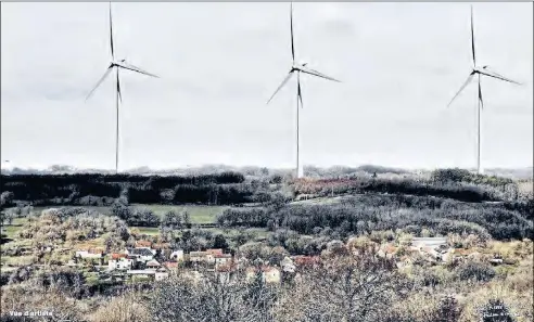  ??  ?? Le Conseil municipal de Parisot a voté contre cette implantati­on et la mairie de Castanet devrait suivre. Pour la protection environnem­entale du secteur Midi Quercy, la Com Com devrait aussi s’y opposer. (Photo montage).