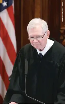  ??  ?? Illinois Supreme Court Chief Justice Thomas Fitzgerald presides over the impeachmen­t trial of Gov. Rod Blagojevic­h in January 2009.