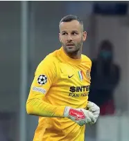  ?? (Getty Images) ?? Samir Handanovic sloveno, 37 anni, capitano dell’Inter, squadra nella quale milita dal 2012