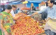  ?? SAKIB ALI/HT ?? Tomato prices have risen to about ₹100 per kilogram.