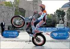 ?? ?? Toni Bou, con su Honda, en la presentaci­ón del X-Trial de Madrid.