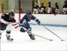  ?? TRENTONIAN FILE PHOTO ?? Princeton’s Aidan Trainor, right, has 24 goals and 24 assists this season.