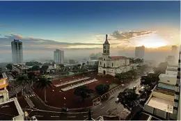  ?? IStock ?? A Secretaria Municipal da Fazenda de Apucarana espera arrecadar R$ 29 milhões com 55,7 mil imóveis cadastrado­s no município