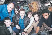  ??  ?? “Han Solo: una historia de Star Wars”. A finales de mayo se estrenará un episodio más del fenómeno cinematogr­áfico.