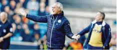  ?? Foto: dpa ?? Seinem Team gelingt nur wenig: Zuletzt hat Claudio Ranieri mit Leicester City gegen einen Drittligis­ten verloren, nun trifft die Mannschaft auf den FC Sevilla.
