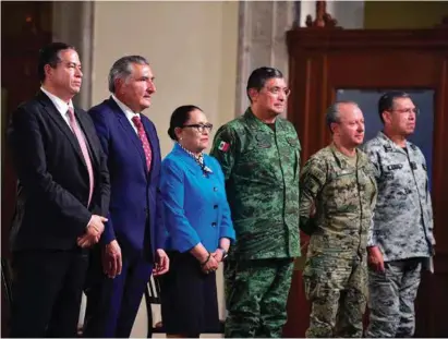  ?? ?? INFORME.
Ricardo Mejía, Adán Augusto López, Rosa Icela Rodríguez, Luis Cresencio Sandoval, José Rafael Ojeda y Luis Rodríguez.