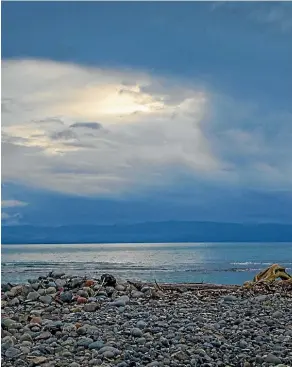  ?? KATRINA TIKEY ?? The rocky beach adds to the bay’s rugged beauty.