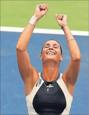  ?? JEWEL SAMAD / AFP ?? Flavia Pennetta celebra su victoria en el Open de Estados Unidos