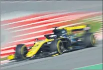  ?? FOTOS: M. MONTILLA/ GETTY ?? Verstappen tratará de alcanzar a Hamilton y Vettel en muchas carreras. Tras el Red Bull, uno de los mejores puede ser el Renault de Ricciardo. Mientras, Sainz irá a por los puntos