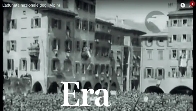  ??  ?? 1 La seconda Adunata degli alpini nel 1938, dopo la prima del 1922, con una piazza Duomo gremita