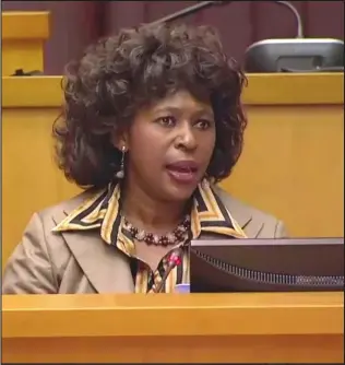  ?? ISITHOMBE NGABE: YOUTUBE ?? Udkt Makhosi Khoza uthi akayi kwidemocra­tic Alliance kodwa uzosebenzi­sana nezinhlang­ano zomphakath­i.