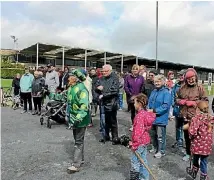  ?? EMMA JAMES ?? Walk organiser Florence Shearman ready to lead the walkers on their journey.