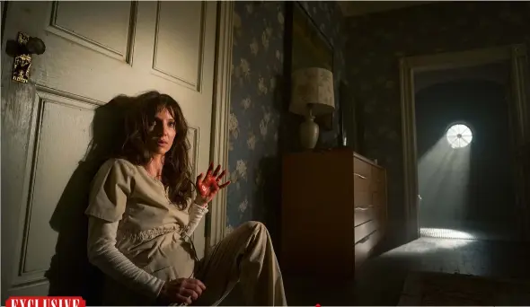  ??  ?? FLESH AND BLOOD
Annabelle Wallis plays Madison, a woman experienci­ng visions of vicious murders.