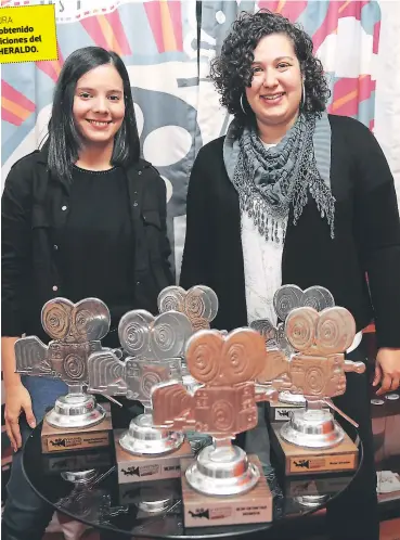  ?? FOTO: JIMMY ARGUETA ?? SAMANTHA Y LAURA obtenido Las realizador­as han ediciones del seis premios en tres EL HERALDO. Festival de Cortos