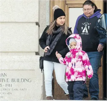  ?? PHOTOS: BRANDON HARDER ?? Delores Stevenson, left, is asking to see the RCMP’S review of the Regina Police investigat­ion into the death of her niece Nadine Machiskini­c, who fell down a laundry chute at the Delta Hotel in 2015.