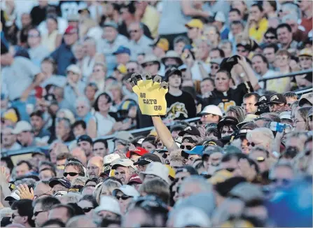  ?? SHERYL NADLER THE HAMILTON SPECTATOR ?? More than 29,000 fans packed Ivor Wynne Stadium for the 2004 Labour Day Classic and while Tim Hortons Field isn’t as big, the fans will be every bit as intense when the Tiger-Cats and Argonauts meet Monday at 6:30 p.m.