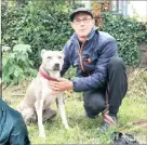  ?? ?? Star bietet Hilfe für Hund an.