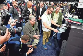  ?? ROBERT HANASHIRO/USA TODAY ?? CES 2021 promises to follow social distancing guidelines, unlike this demonstrat­ion at the January event in 2019.