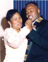  ?? PROVIDED ?? John Fountain and his mom, Gwendolyn Marie Hagler Clincy, dancing at his wedding reception in 1992. She died in 2014 after a long illness.