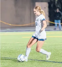  ?? CONTRIBUTE­D PHOTO ?? Sarah Jordan of Yale, pictured in a game against Harvard.