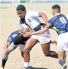  ?? Picture: BRIAN WITBOOI ?? STAR PLAYER: Flyhalf Kamvi Ntebe attacks for Westering against Andrew Rabie