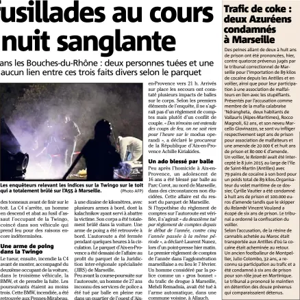  ?? (Photo AFP) ?? Les enquêteurs relevant les indices sur la Twingo sur le toit qui a totalement brûlé sur l’A à Marseille.