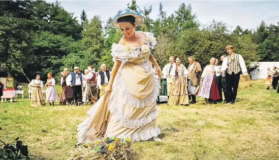  ?? Loni mohli diváci do Divoké Šárky vyrazit na operu Dvě vdovy. Nastudoval­o ji Originální hudební divadlo Praha s členy Národního divadla. FOTO MAFRA – FRANTIŠEK VLČEK ?? Před rokem.