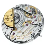  ??  ?? The ultra-thin calibre 240Q is Patek Philippe’s workhorse perpetual calendar movement, and is what allows the Ref 5740 to maintain its slim profile