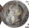  ??  ?? In der Ausstellun­g ist auch eine Replik der Rieder Bürgermeis­ter medaille mit dem Bild des letzten Bayerische­n Königs Ludwig III. zu sehen.