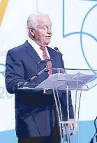  ??  ?? . Travel associatio­n president and o roger Dow