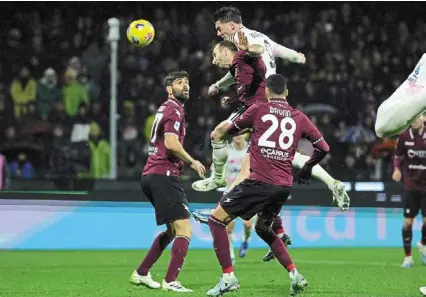  ?? — ap ?? Rise and shine: Juventus’ dusan vlahovic (top) scoring the winning goal in the 2-1 win over salernitan­a. Right: an ecstatic vlahovic.