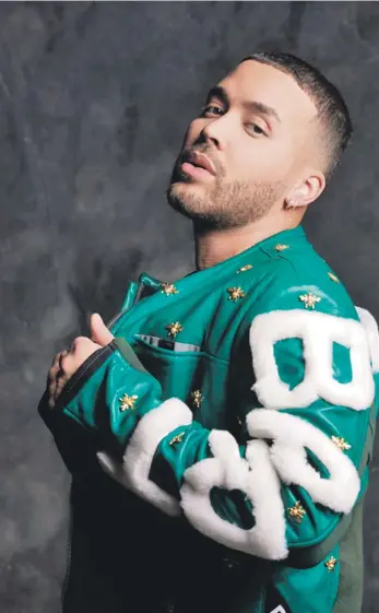  ?? ?? Para trabajar el disco Prince Royce estuvo unos días en RD y junto a su cuñado D’lesly Lora, quien también es el productor del disco, el ingeniero de sonido, trabajaron en una primera etapa 15 canciones y luego las ocho restantes.