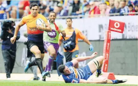  ?? Photo Icon Sport ?? Le cas des Jaguares de Matias Moroni, ici face aux Stormers fin février, pose quelques soucis de logistique car ils devront observer une période de quarantain­e, quel que soit le scénario choisi pour la poursuite du Super Rugby.