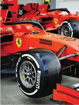  ?? GETTY ?? Le Ferrari di Vettel e Leclerc pronte a entrare in pista