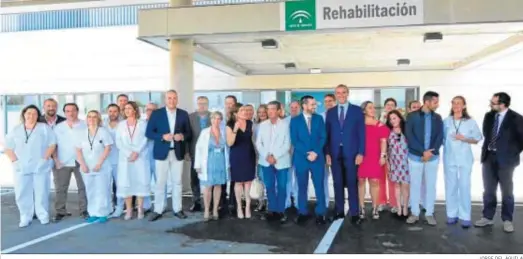  ?? JORGE DEL ÁGUILA ?? Inauguraci­ón del centro de rehabilita­ción del hospital de La Línea, en septiembre de 2017.