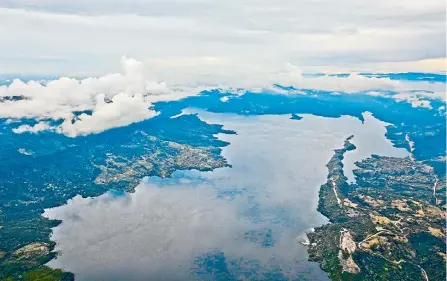  ?? JAIME MORENO VARGAS/ADN ?? El embalse Topocoro tiene casi 7.000 hectáreas y su principal uso es la generación de energía, pero también ofrecerá turismo.