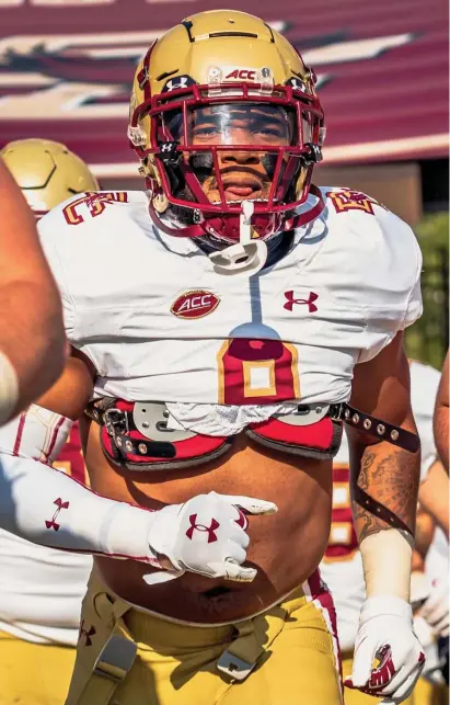  ?? COurteSy Of bOStOn COllege atHletiCS; tOp rigHt, ap ?? BIG NIGHT: Boston College strong safety Jahmin Muse is ready to handle Virginia Tech’s potent running game and tight end James Mitchell (upper right), who he says is ‘a hell of a player,’ when the Eagles and Hokies meet tonight.